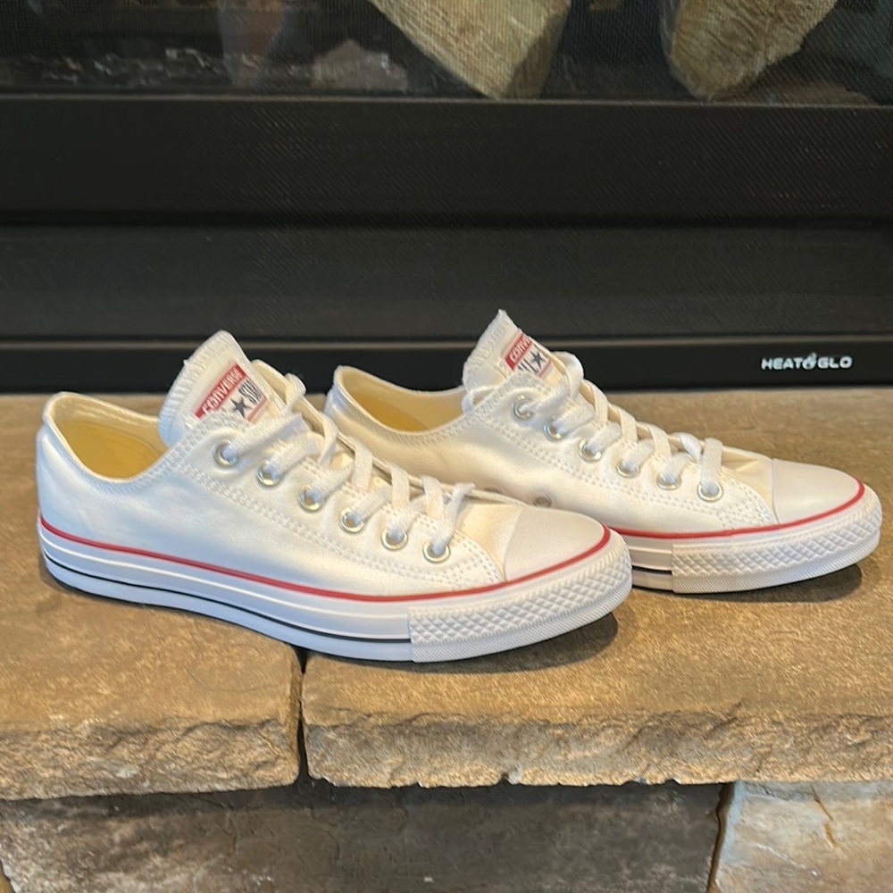 NWOT Classic Converse White and Red Athletic Shoes